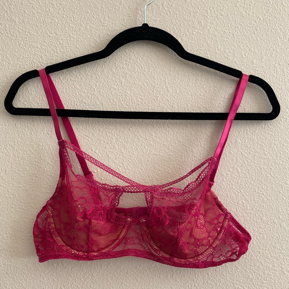 ADORE ME Darla Unlined bra 34B new without tag